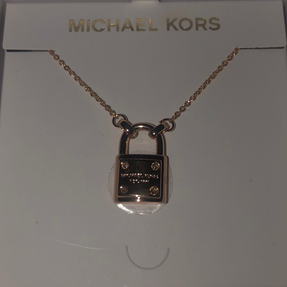 NIB Micheal Kors Padlock🔒 Necklace